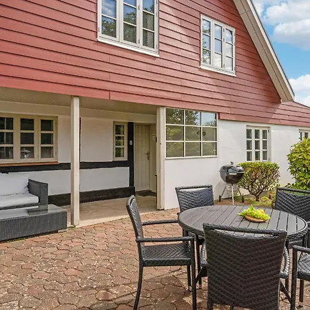 別荘 Lovely In With Kitchen ボルコップ